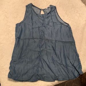 Chambray tank with back slit